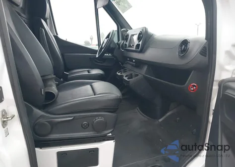 2019 Mercedes-Benz Sprinter 2500 Standard Roof V6 from USA, damaged, VIN WD3PF0CD7KP027292